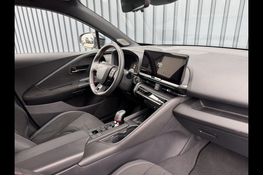 Toyota C-HR 2.0 Hybrid 200 GR SPORT(GEEN PHEV) | Pano dak | Head-up | JBL | LED | Rijklaar!!