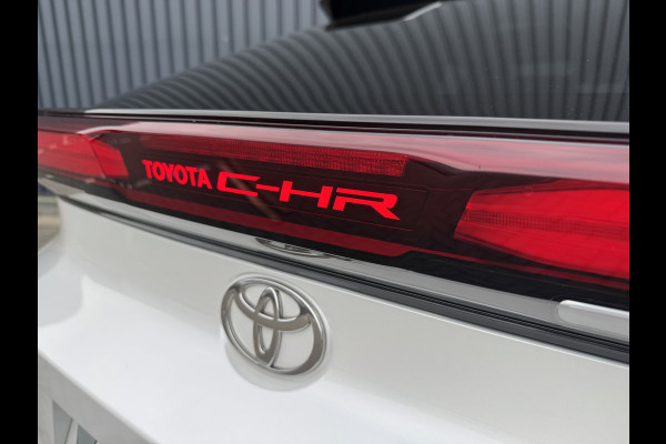 Toyota C-HR 2.0 Hybrid 200 GR SPORT(GEEN PHEV) | Pano dak | Head-up | JBL | LED | Rijklaar!!