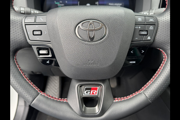 Toyota C-HR 2.0 Hybrid 200 GR SPORT(GEEN PHEV) | Pano dak | Head-up | JBL | LED | Rijklaar!!