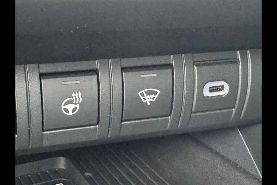 Toyota C-HR 2.0 Hybrid 200 GR SPORT(GEEN PHEV) | Pano dak | Head-up | JBL | LED | Rijklaar!!