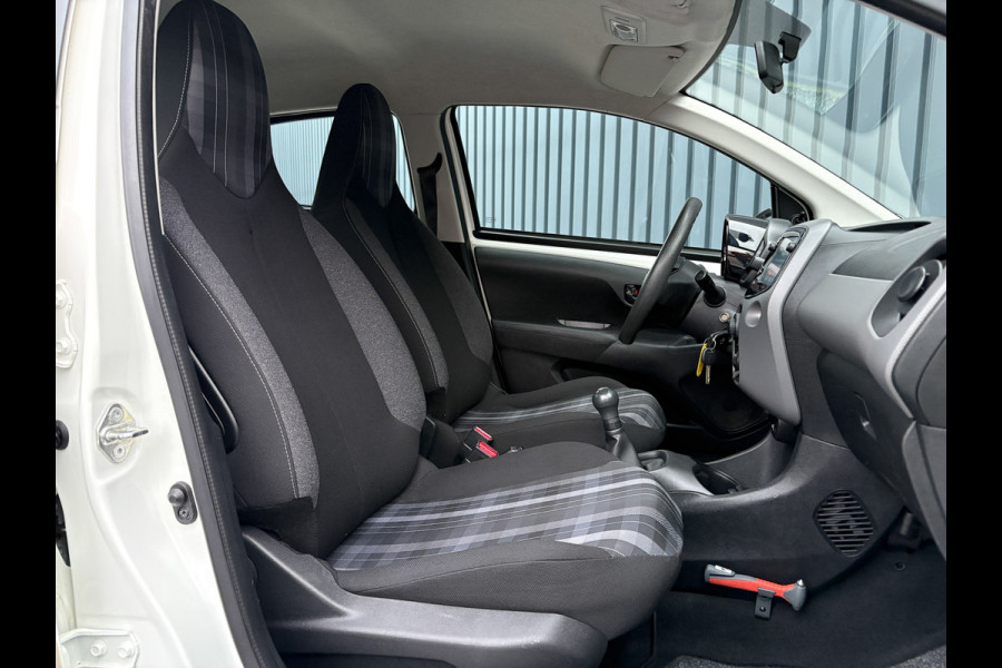 Peugeot 108 1.0 e-VTi Active | Camera | Navi | Airco | Bluetooth | Prijs Rijklaar!!