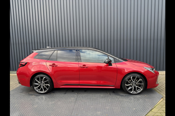 Toyota Corolla Touring Sports 2.0 Hybrid Executive / Bi tone | Schuif/-kantel dak | JBL | Head-up | Rijklaar!!