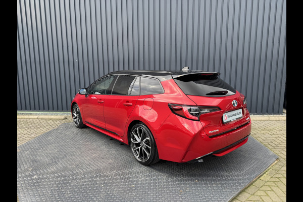 Toyota Corolla Touring Sports 2.0 Hybrid Executive / Bi tone | Schuif/-kantel dak | JBL | Head-up | Rijklaar!!