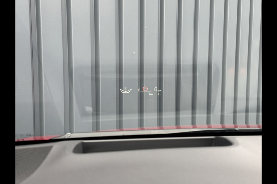 Toyota Corolla Touring Sports 2.0 Hybrid Executive / Bi tone | Schuif/-kantel dak | JBL | Head-up | Rijklaar!!