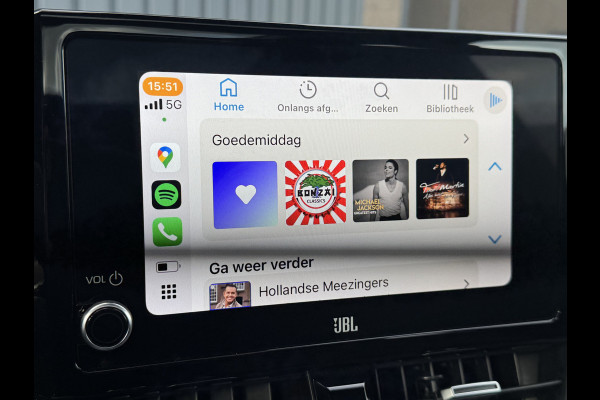 Toyota Corolla Touring Sports 2.0 Hybrid Executive / Bi tone | Schuif/-kantel dak | JBL | Head-up | Rijklaar!!