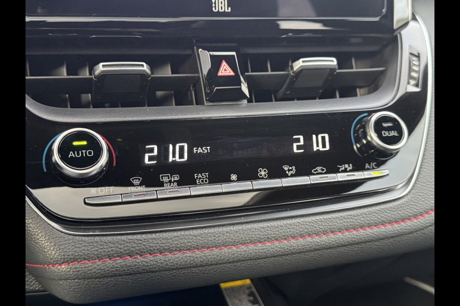 Toyota Corolla Touring Sports 2.0 Hybrid Executive / Bi tone | Schuif/-kantel dak | JBL | Head-up | Rijklaar!!