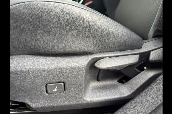 Toyota Corolla Touring Sports 2.0 Hybrid Executive / Bi tone | Schuif/-kantel dak | JBL | Head-up | Rijklaar!!