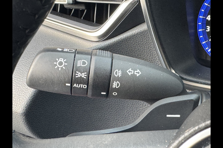 Toyota Corolla Touring Sports 2.0 Hybrid Executive / Bi tone | Schuif/-kantel dak | JBL | Head-up | Rijklaar!!