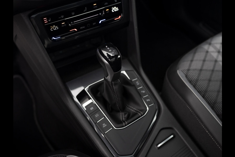 Volkswagen Tiguan 1.5 TSI R-Line Business | Panodak | Headup | Camera | Prijs Rijklaar!!