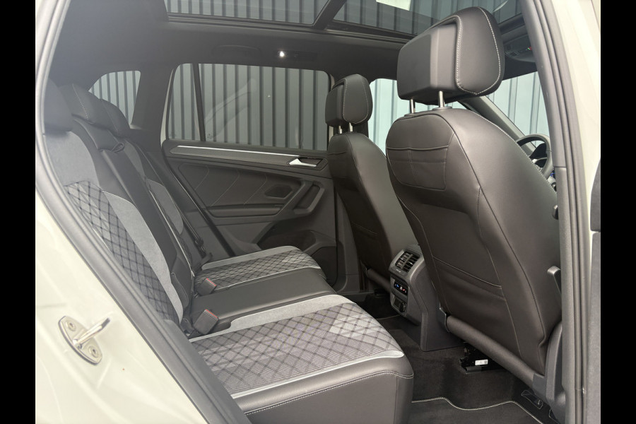 Volkswagen Tiguan 1.5 TSI R-Line Business | Panodak | Headup | Camera | Prijs Rijklaar!!