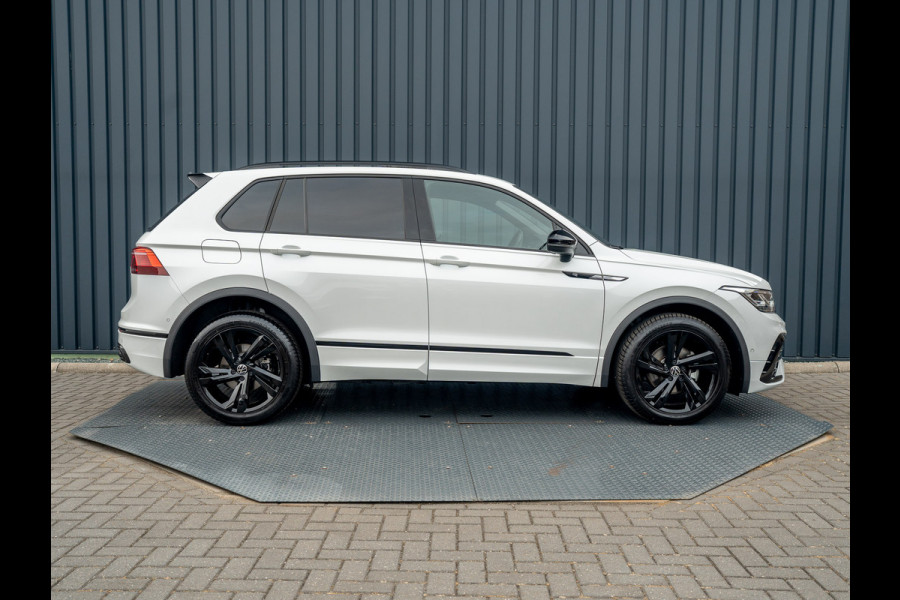 Volkswagen Tiguan 1.5 TSI R-Line Business | Panodak | Headup | Camera | Prijs Rijklaar!!