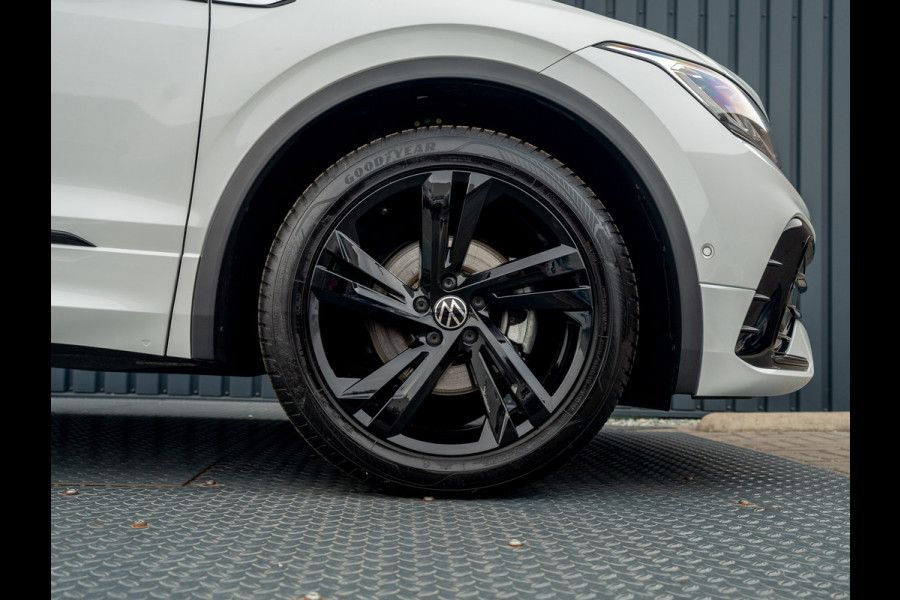 Volkswagen Tiguan 1.5 TSI R-Line Business | Panodak | Headup | Camera | Prijs Rijklaar!!