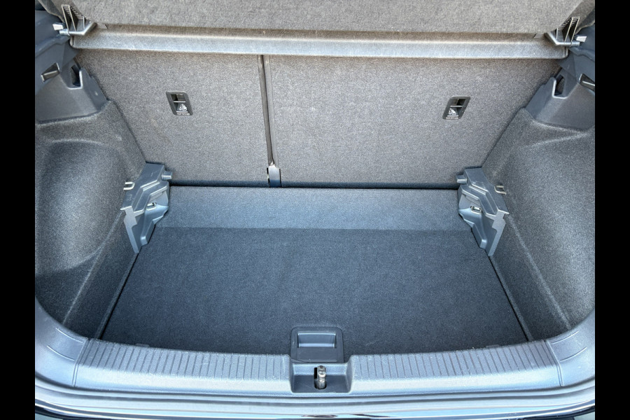Volkswagen T-Cross 1.0 TSI Style | IQ Light | 18'' | Camera | Side Assist | Virtual Cockpit | Navi | Prijs Rijklaar!!