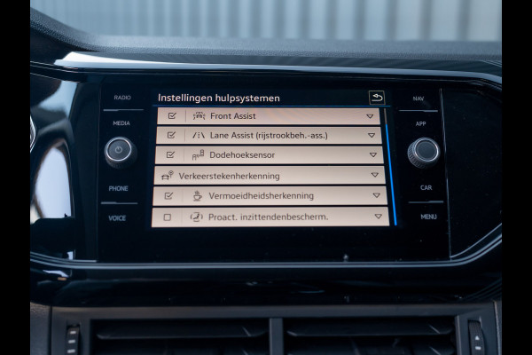 Volkswagen T-Cross 1.0 TSI Style | IQ Light | 18'' | Camera | Side Assist | Virtual Cockpit | Navi | Prijs Rijklaar!!