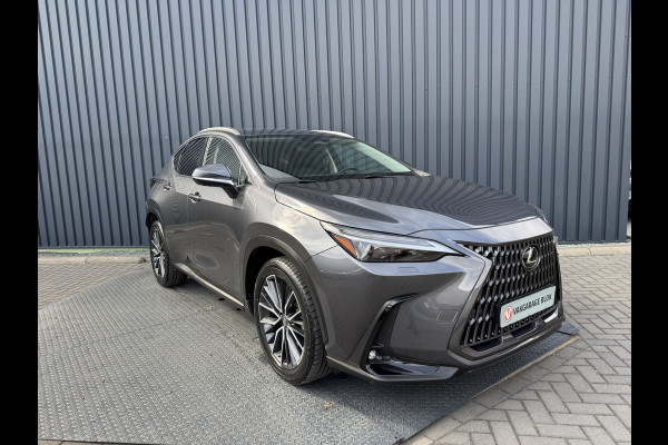 Lexus NX 450h+ AWD Executive / President | Schuif-/kanteldak | Sonic grey | 360 camera | Head-up | Rijklaar!!
