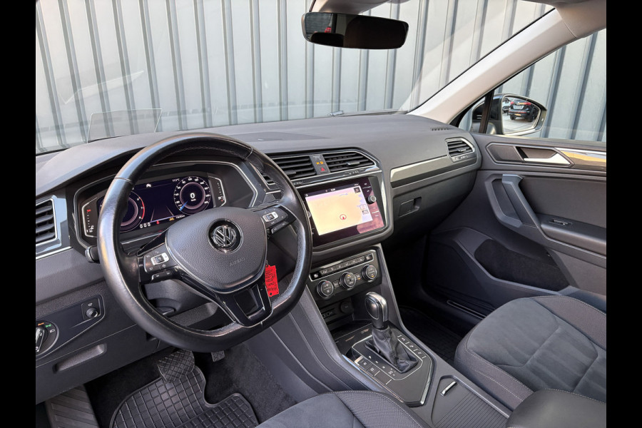 Volkswagen Tiguan 1.5 TSI R-Line Business | Trekhaak wegkl. | Head Up | Side Assist | Camera | LED | Prijs Rijklaar!!
