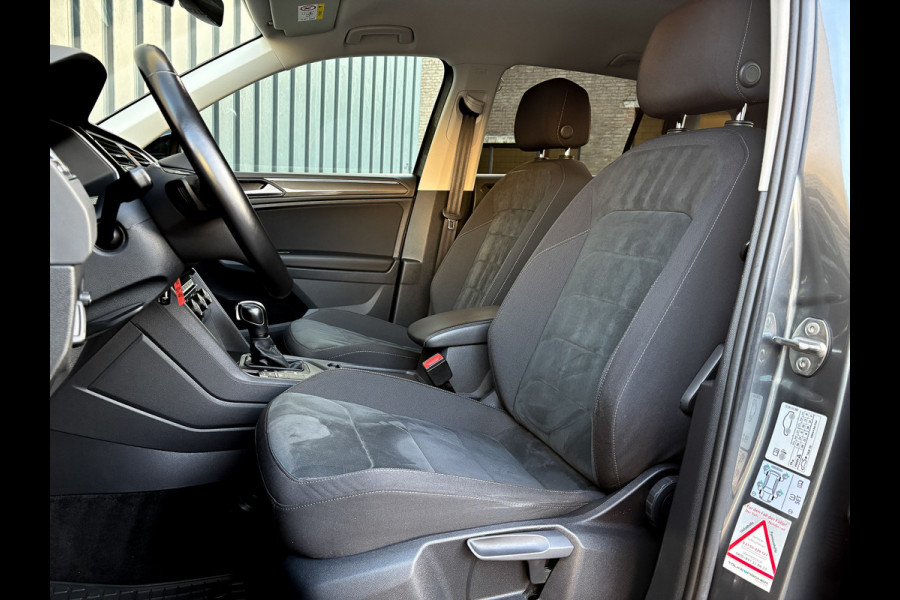 Volkswagen Tiguan 1.5 TSI R-Line Business | Trekhaak wegkl. | Head Up | Side Assist | Camera | LED | Prijs Rijklaar!!