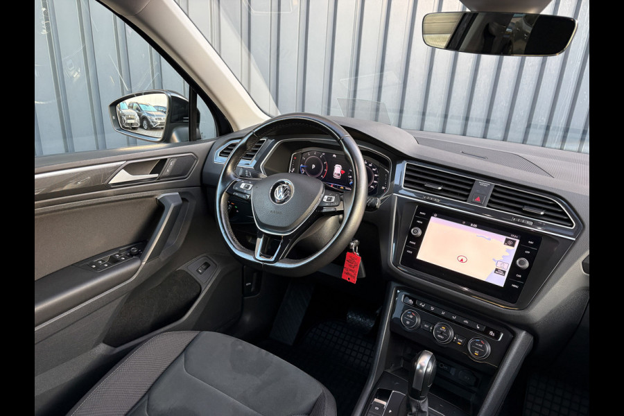 Volkswagen Tiguan 1.5 TSI R-Line Business | Trekhaak wegkl. | Head Up | Side Assist | Camera | LED | Prijs Rijklaar!!