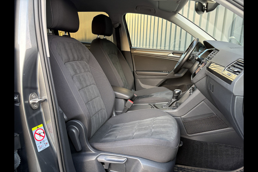 Volkswagen Tiguan 1.5 TSI R-Line Business | Trekhaak wegkl. | Head Up | Side Assist | Camera | LED | Prijs Rijklaar!!