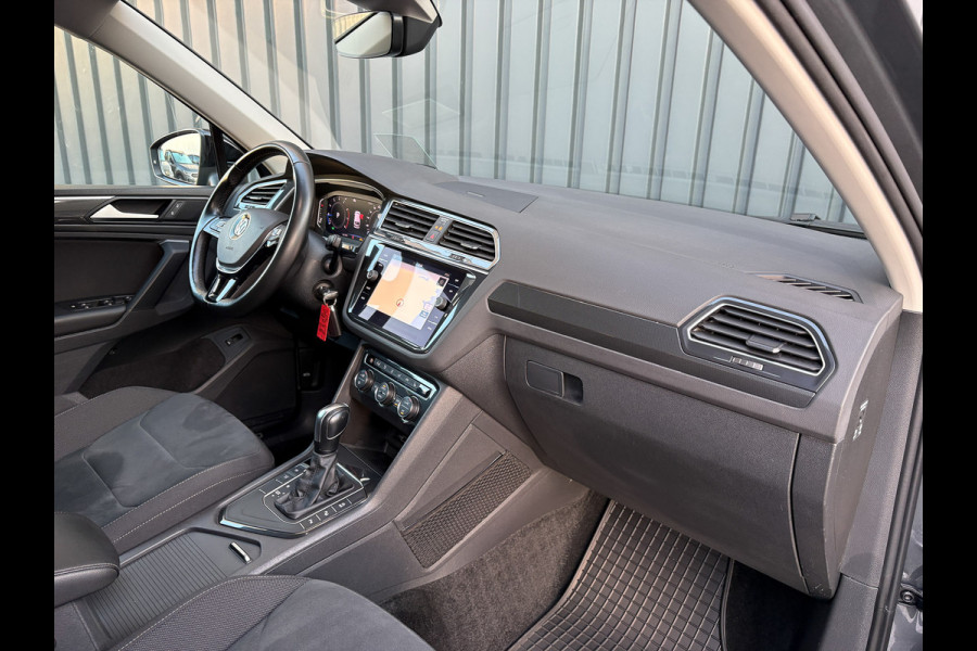Volkswagen Tiguan 1.5 TSI R-Line Business | Trekhaak wegkl. | Head Up | Side Assist | Camera | LED | Prijs Rijklaar!!