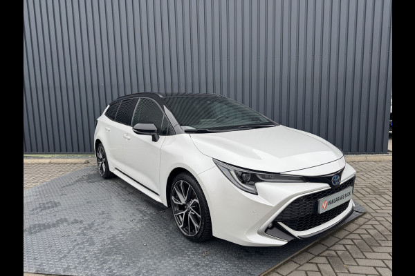 Toyota Corolla Touring Sports 2.0 Hybrid Executive / Bi tone | Sport stoelen | JBL | Head-up | 18 inch | Rijklaar!!