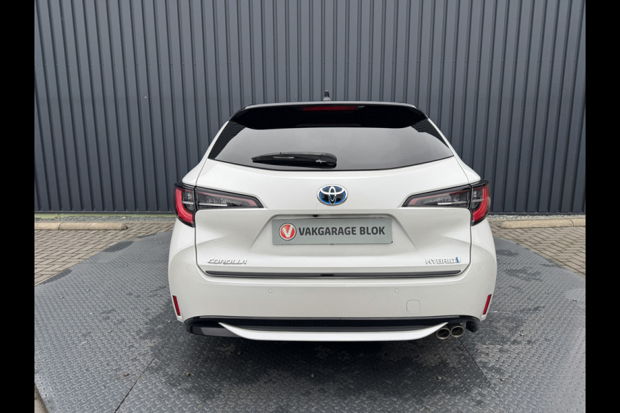 Toyota Corolla Touring Sports 2.0 Hybrid Executive / Bi tone | Sport stoelen | JBL | Head-up | 18 inch | Rijklaar!!