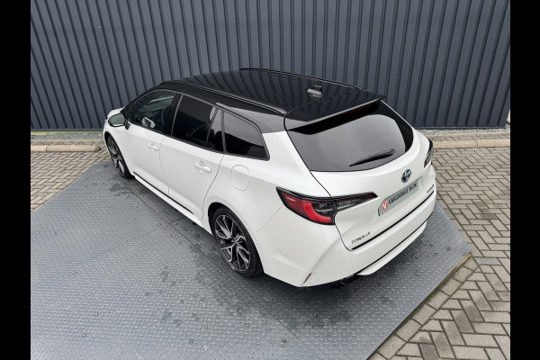 Toyota Corolla Touring Sports 2.0 Hybrid Executive / Bi tone | Sport stoelen | JBL | Head-up | 18 inch | Rijklaar!!