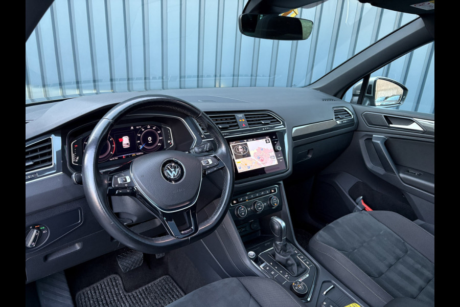 Volkswagen Tiguan 2.0 TSI 4Motion Highline Business R-Line | 360 camera | Panodak | Trekhaak wegkl. | Prijs Rijklaar!!