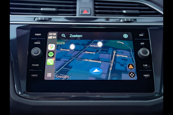 Volkswagen Tiguan 2.0 TSI 4Motion Highline Business R-Line | 360 camera | Panodak | Trekhaak wegkl. | Prijs Rijklaar!!