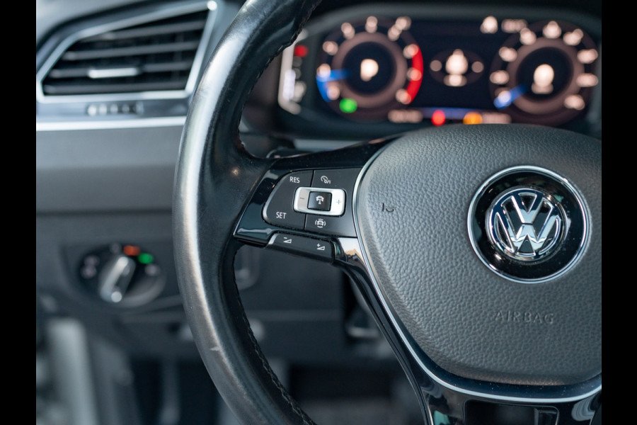 Volkswagen Tiguan 2.0 TSI 4Motion Highline Business R-Line | 360 camera | Panodak | Trekhaak wegkl. | Prijs Rijklaar!!