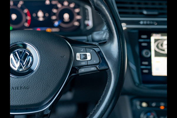 Volkswagen Tiguan 2.0 TSI 4Motion Highline Business R-Line | 360 camera | Panodak | Trekhaak wegkl. | Prijs Rijklaar!!