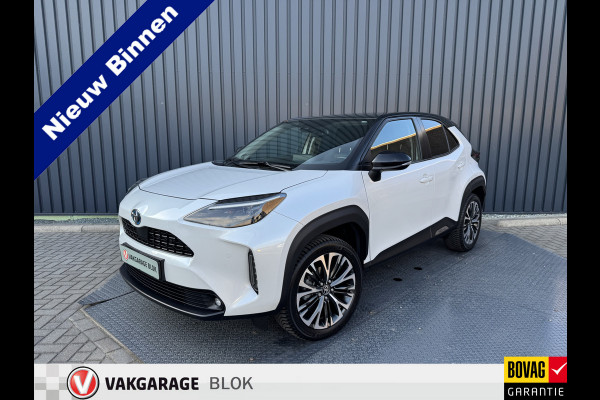 Toyota Yaris Cross 1.5 Hybrid AWD Executive / Bi tone | Pano dak | Trekhaak | JBL | BSM | 4x Allseason | Rijklaar!!