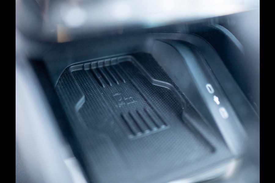 Škoda Kamiq 1.0 TSI Business Edition | Keyless | Stoelverwarming | Parkeersensoren | Prijs Rijklaar!!