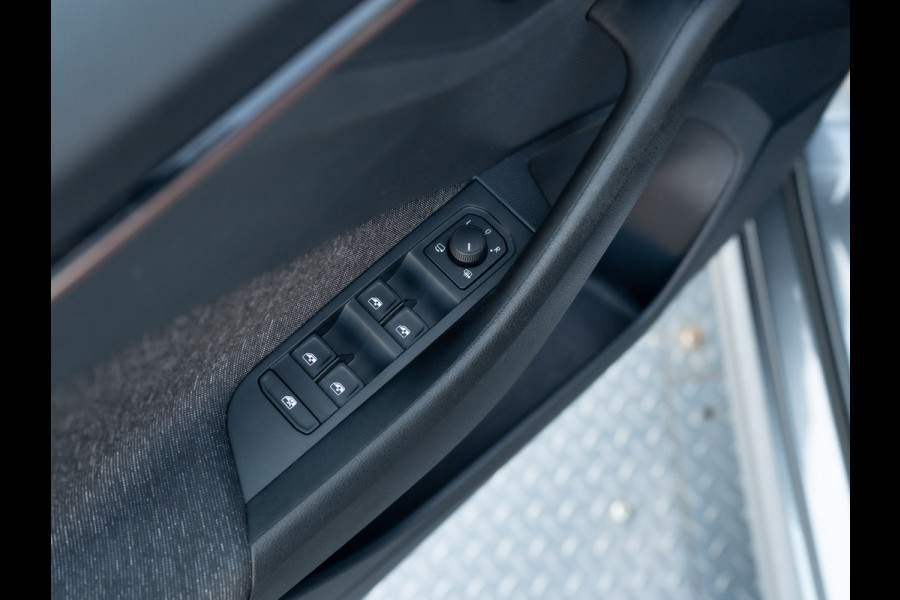 Škoda Kamiq 1.0 TSI Business Edition | Keyless | Stoelverwarming | Parkeersensoren | Prijs Rijklaar!!