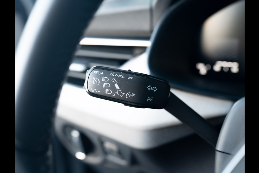Škoda Kamiq 1.0 TSI Business Edition | Keyless | Stoelverwarming | Parkeersensoren | Prijs Rijklaar!!