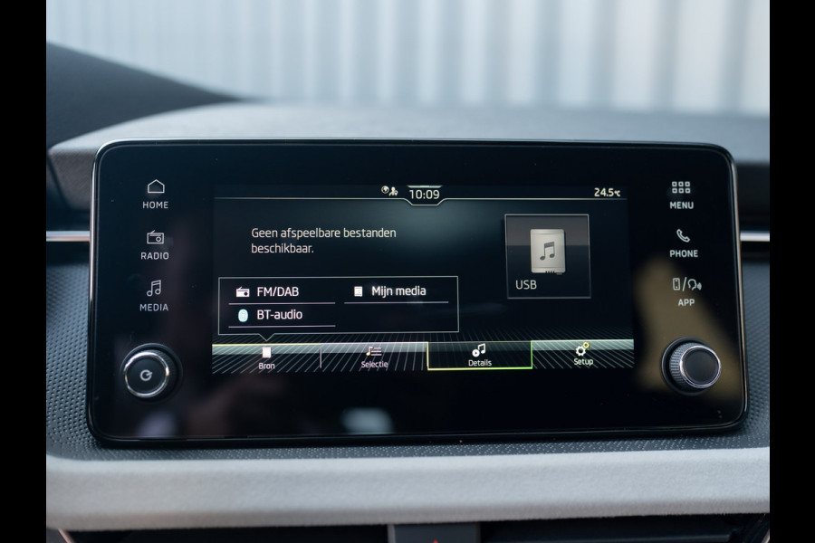 Škoda Kamiq 1.0 TSI Business Edition | Keyless | Stoelverwarming | Parkeersensoren | Prijs Rijklaar!!