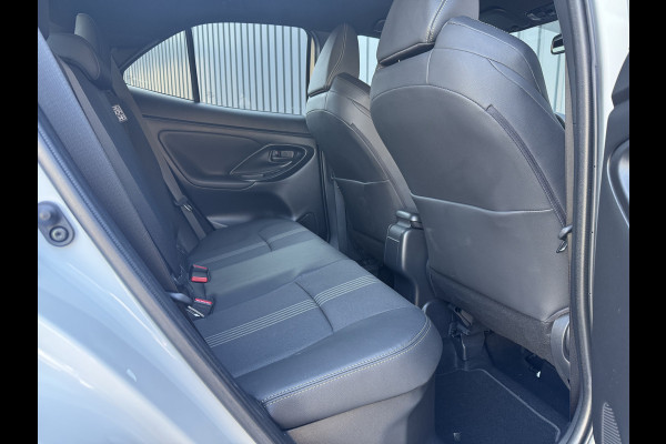 Toyota Yaris Cross 1.5 Hybrid Adventure | Elektrische achterklep | JBL | BSM | Head-up | Rijklaar!!