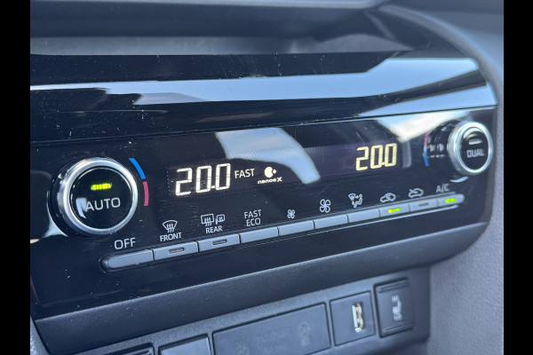 Toyota Yaris Cross 1.5 Hybrid Adventure | Elektrische achterklep | JBL | BSM | Head-up | Rijklaar!!