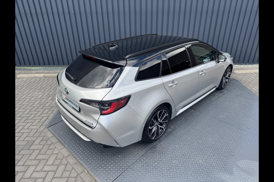 Toyota Corolla Touring Sports 2.0 Hybrid Executive / Bi tone | JBL | Head-up | 18 inch | PDC | Rijklaar!!!