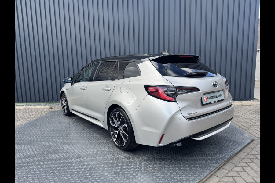 Toyota Corolla Touring Sports 2.0 Hybrid Executive / Bi tone | JBL | Head-up | 18 inch | PDC | Rijklaar!!!