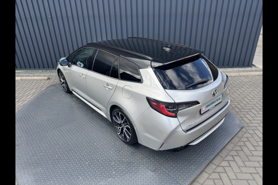 Toyota Corolla Touring Sports 2.0 Hybrid Executive / Bi tone | JBL | Head-up | 18 inch | PDC | Rijklaar!!!