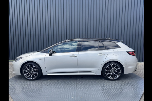 Toyota Corolla Touring Sports 2.0 Hybrid Executive / Bi tone | JBL | Head-up | 18 inch | PDC | Rijklaar!!!