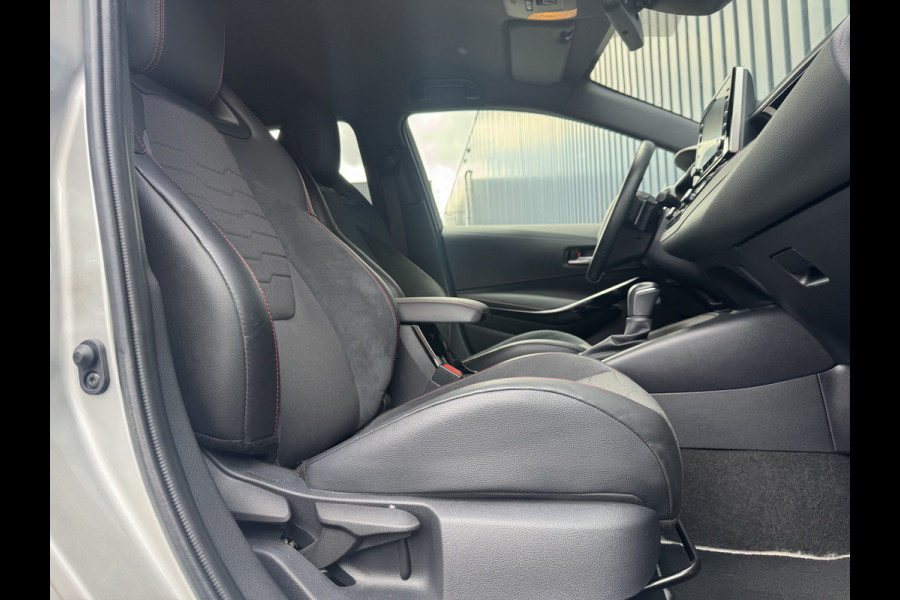 Toyota Corolla Touring Sports 2.0 Hybrid Executive / Bi tone | JBL | Head-up | 18 inch | PDC | Rijklaar!!!