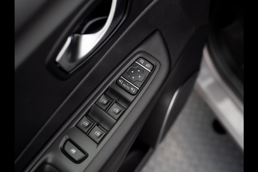 Renault Captur 1.3 TCe Intens | Panodak | Camera | Dodehoek sensoren | PDC V&A | Prijs Rijklaar!!
