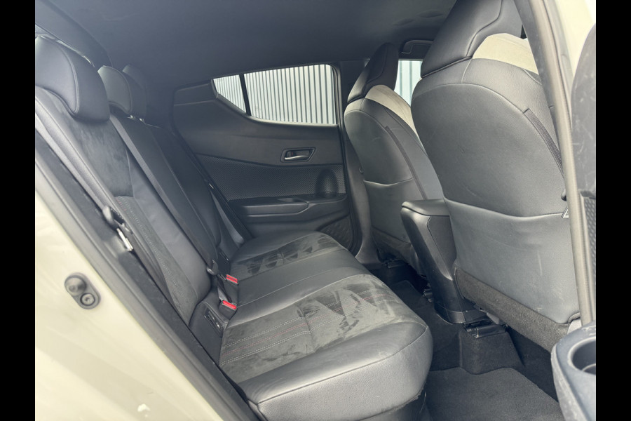 Toyota C-HR 1.8 Hybrid GR-Sport / bi tone | LED | Apple Carplay/Android Auto | 10 jr GARANTIE | Prijs Rijklaar!!