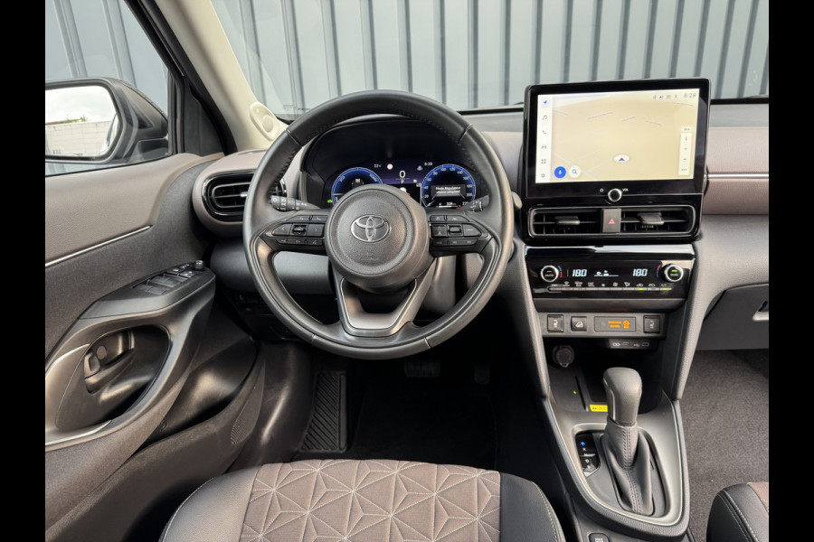Toyota Yaris Cross 1.5 Hybrid 130 Executive / Bi tone AWD | Premium Pack( JBL, Elektrische achterklep, enz) | Rijklaar!!