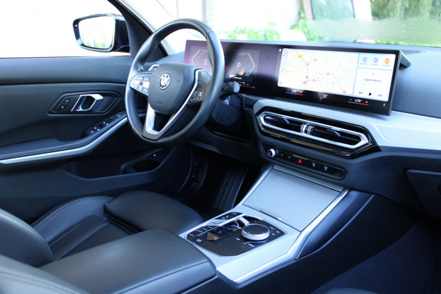 BMW 3-serie 320e 204PK PHEV BUSINESS SPORT LEDER/CARPLAY/NIEUW-TYPE