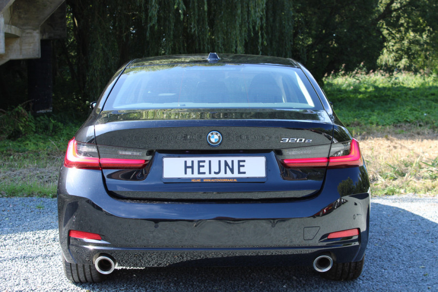 BMW 3-serie 320e 204PK PHEV BUSINESS SPORT LEDER/CARPLAY/NIEUW-TYPE