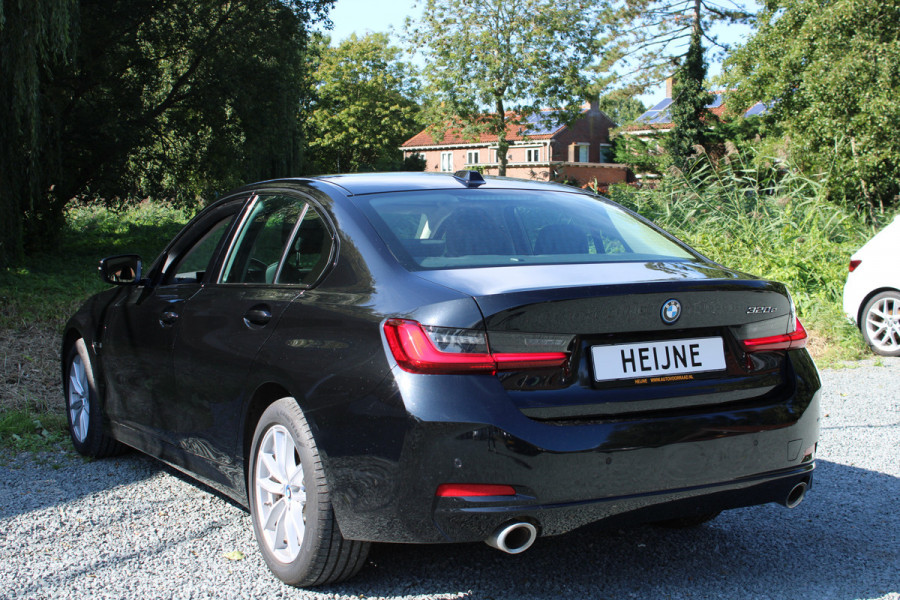 BMW 3-serie 320e 204PK PHEV BUSINESS SPORT LEDER/CARPLAY/NIEUW-TYPE