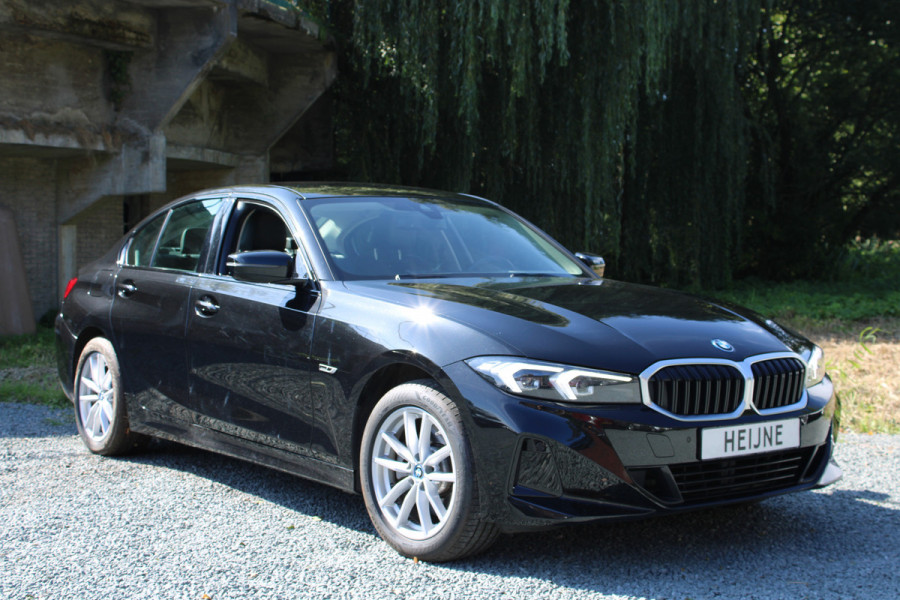 BMW 3-serie 320e 204PK PHEV BUSINESS SPORT LEDER/CARPLAY/NIEUW-TYPE